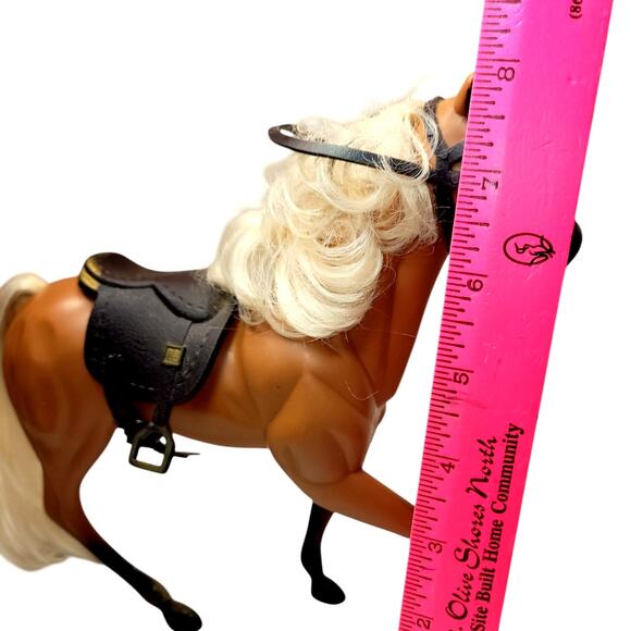 8" Vintage Beautiful Palomino Model Horse W/Rooted Mane & Tail ~Bridle & Saddle - Picture 9 of 10